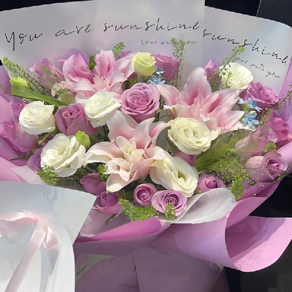 19朵紫玫瑰2支百合,续写爱的篇章(实拍照)