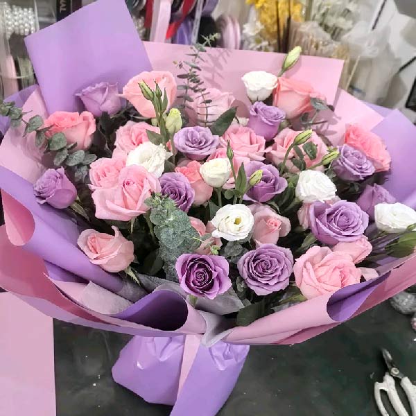 29朵玫瑰桔梗,你如春日繁花(实拍照)