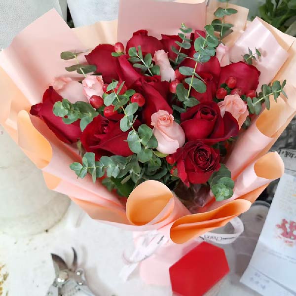 19朵玫瑰混搭,你是我的最美(实拍照)