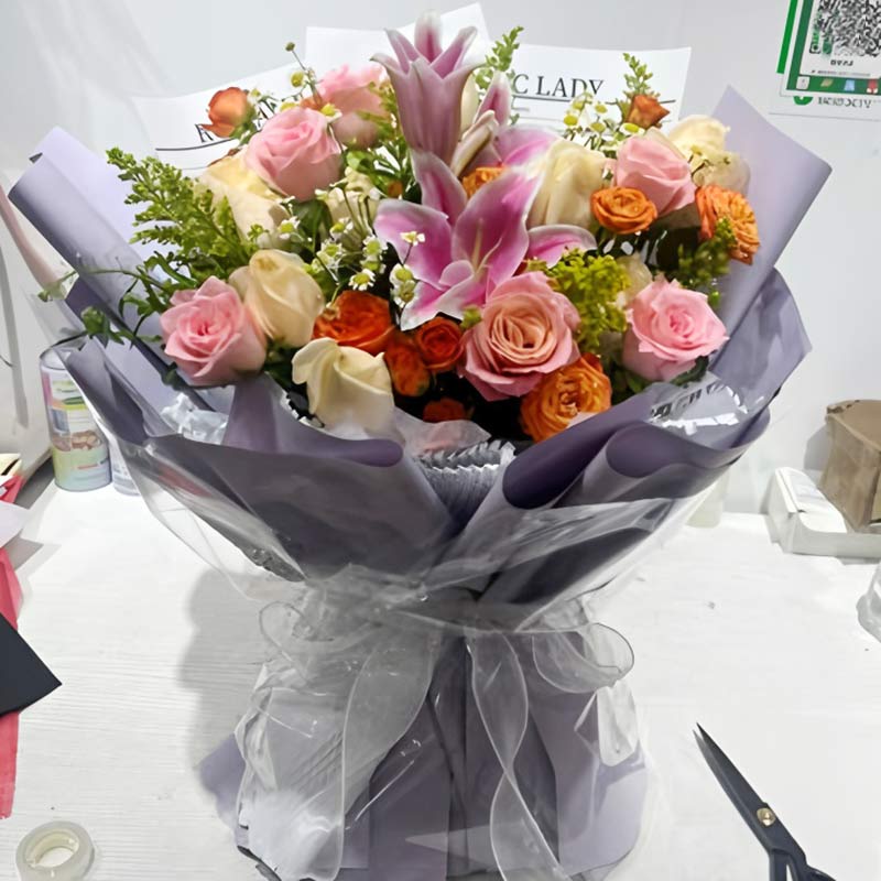 16朵玫瑰百合混搭,爱情相映成辉(实拍照)