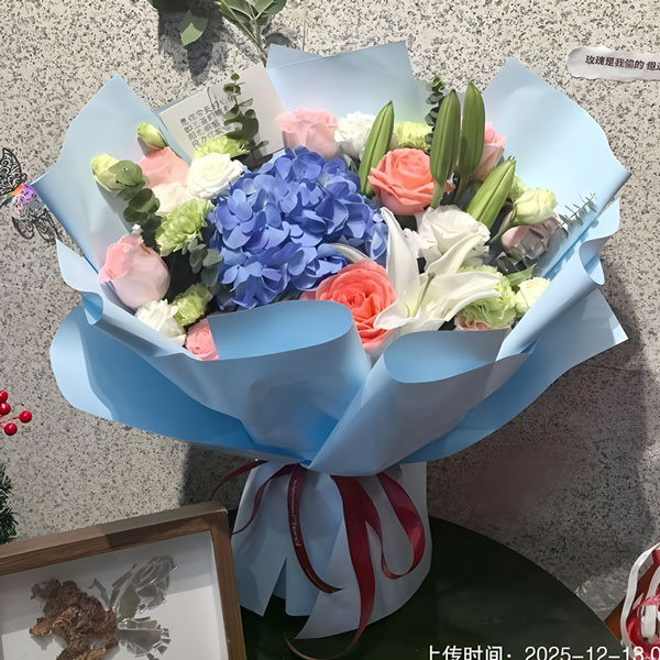 9朵戴安娜粉玫瑰,11朵桔梗,我要带走你的心(实拍照)