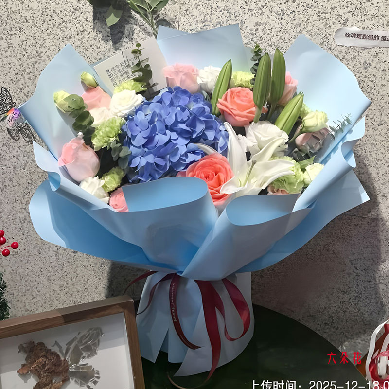 9朵戴安娜粉玫瑰,11朵桔梗,我要带走你的心(实拍照)