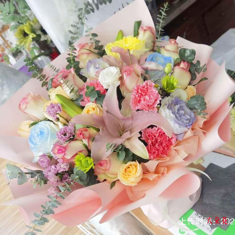 19朵玫瑰百合向日葵,顺利如意(实拍照)