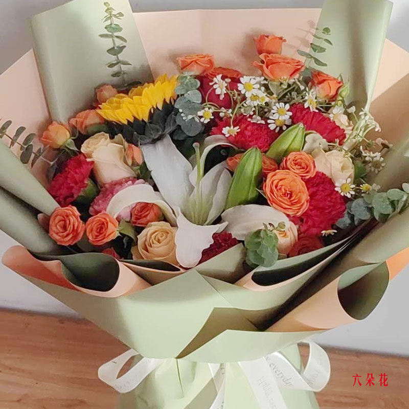 5朵香槟玫瑰向日葵康乃馨,平安喜乐相伴(实拍照)