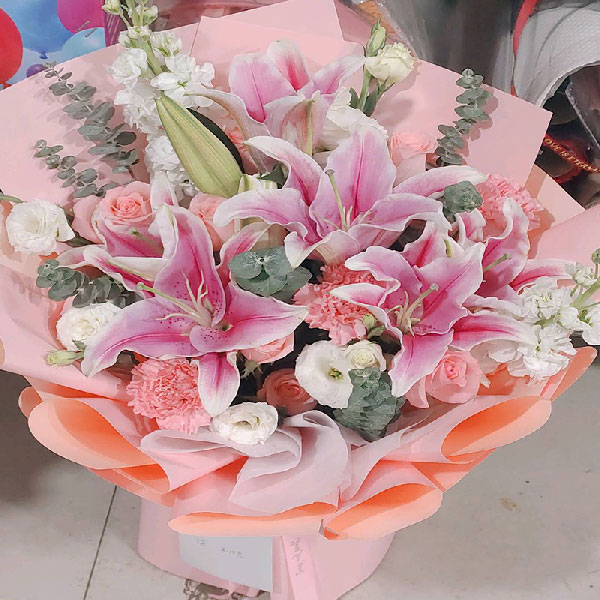 9朵粉玫瑰康乃馨百合,迎接美好生活(实拍照)