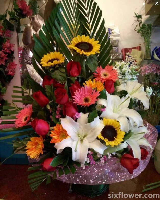 送湖北十堰房县神农路农机局的鲜花实拍图