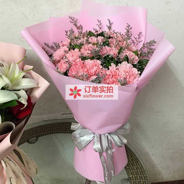 送桂林秀峰区丽君路越来越福…的鲜花实拍图