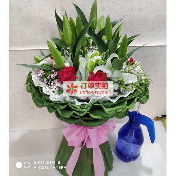 送南宁市良庆区飞龙路16号…的鲜花实拍图