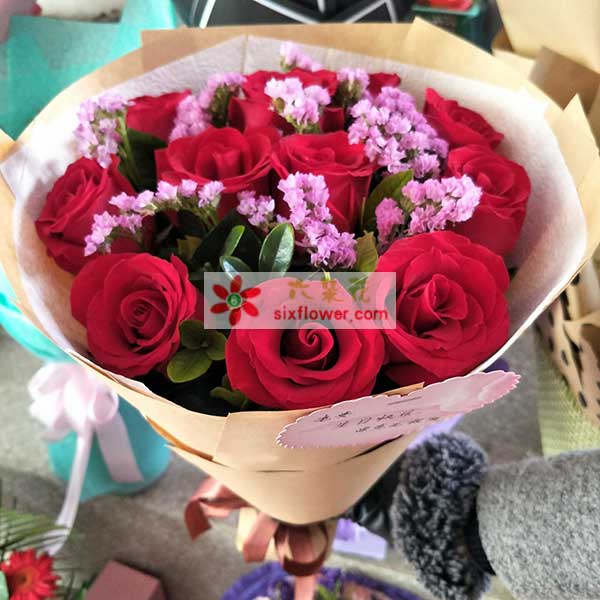 送山东省泰安市东岳大街82号-1号-蓓霓芬…的鲜花实拍图