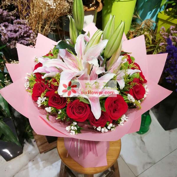 送海口市琼山区椰海大道江畔…的鲜花实拍图