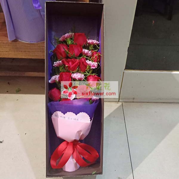 送河北省承德市双桥区狮子沟镇普乐北路兴盛丽水小区C4-1…的鲜花实拍图