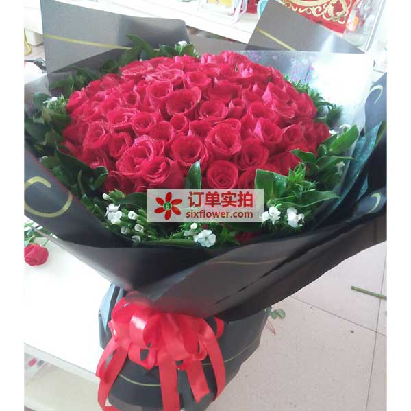 送枣庄薛城区光明大道安侨公寓香樟园23号…的鲜花实拍图