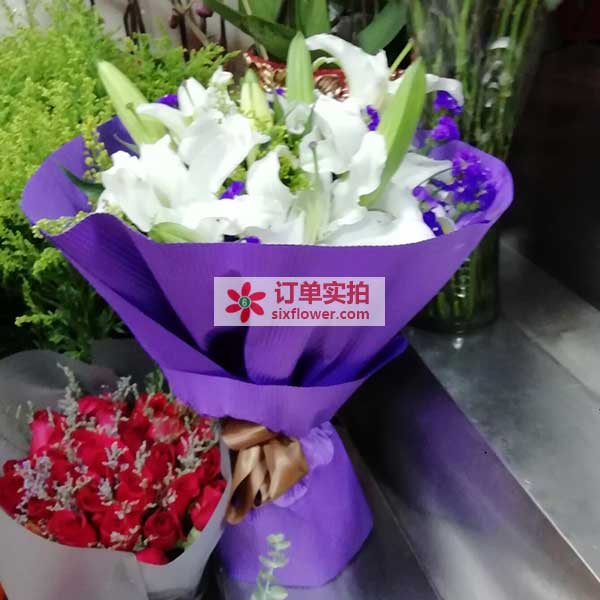 送福建泉州市丰泽区六灌路先德大厦舒…的鲜花实拍图