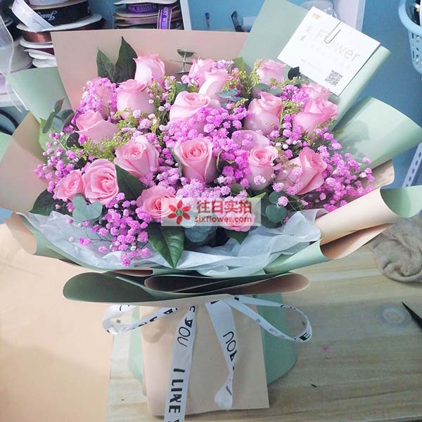 送廊坊市固安县凯旋路与孔雀大道交叉路口的鲜花实拍图