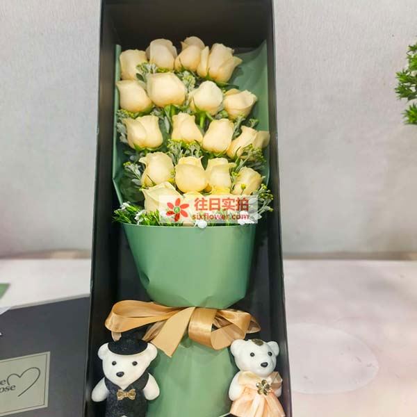 送淄博张店区北京路华光路交叉口鼎成大厦的鲜花实拍图