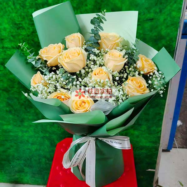 送仙桃八中的鲜花实拍图