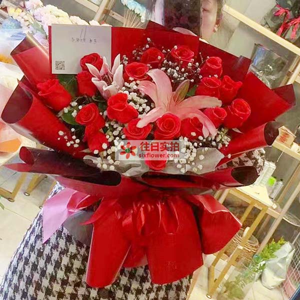 送眉山东坡区皇冠左岸西区的鲜花实拍图