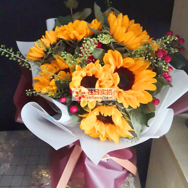 送原平未来城的鲜花实拍图