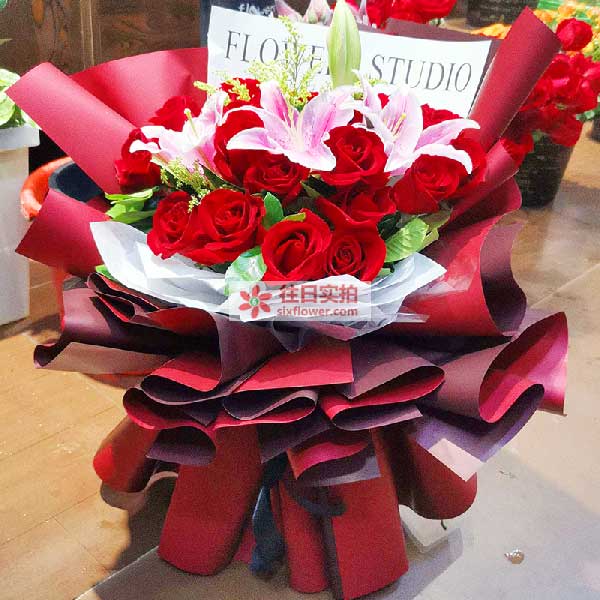 送蒙城五里河菜市场西面的鲜花实拍图