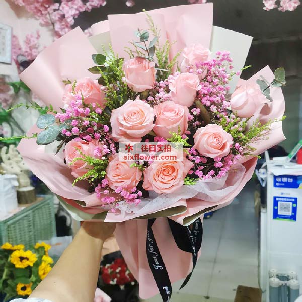 送辽宁省葫芦岛市龙港区海云路恒大御景湾的鲜花实拍图