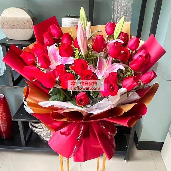 送云县农行的鲜花实拍图