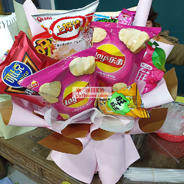 送鲁山县预西物流园方杰木材的鲜花实拍图