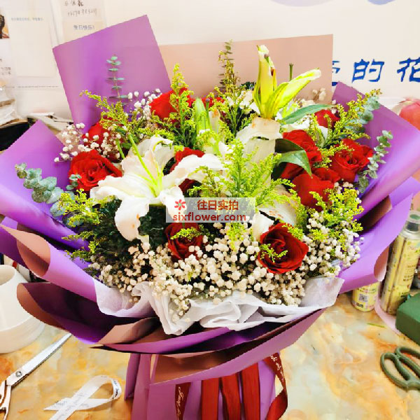 送长春宽城区一匡街五月花苑的鲜花实拍图