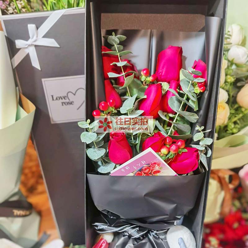 送靖江市景安苑21栋的鲜花实拍图