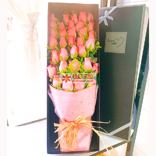 送哈密市天马路金茂花园4号楼的鲜花实拍图