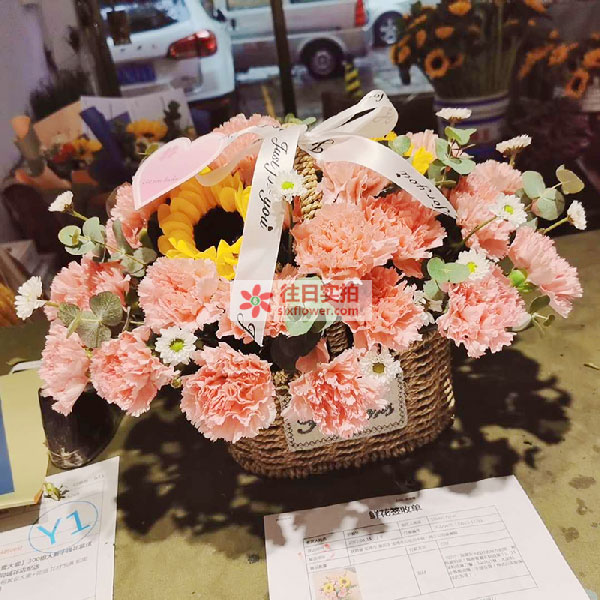 送宝鸡市石坝河中铁一局三公司家属院的鲜花实拍图