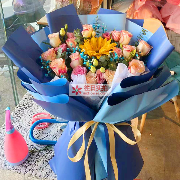 送富川县立新小学的鲜花实拍图