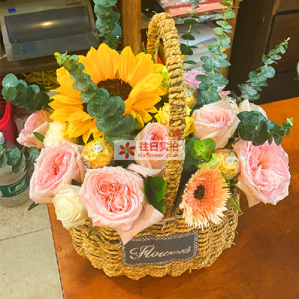 送福州市鼓楼区福新路171号悦竹酒店的鲜花实拍图