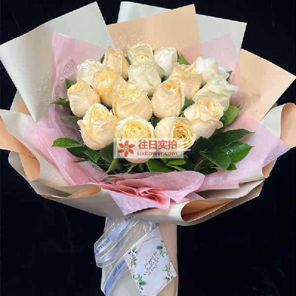 送江门市蓬江区建达北路6号正门西方向70米大长江苑的鲜花实拍图