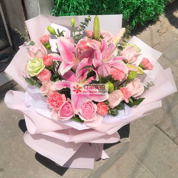 送连云港中医院肿瘤科住院处四号楼11层的鲜花实拍图