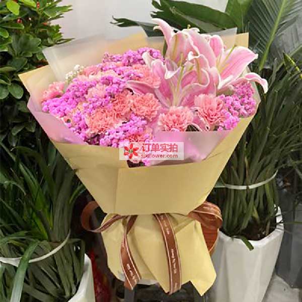 送宣恩人民医院的鲜花实拍图