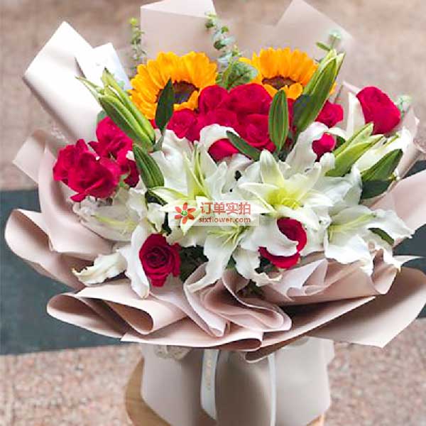 送大理下关经济开发区云鹤路下段118号的鲜花实拍图