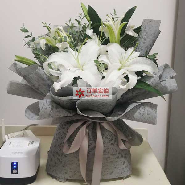 �����Ժ��Բ���ʻ�ʵ��ͼ