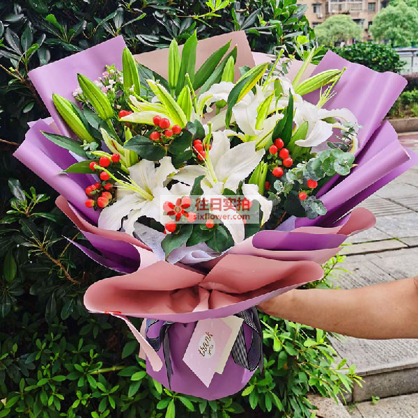 送长沙天心映象潇湘仁和包厢的鲜花实拍图