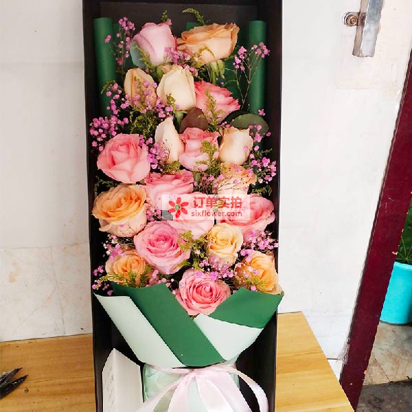 送南充市顺庆区农北产品交易中心12栋的鲜花实拍图