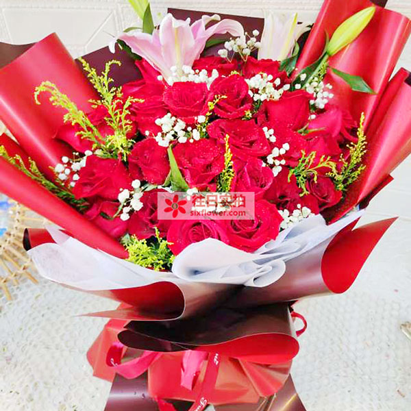 送鹤岗市兴山区洪河小区3号楼的鲜花实拍图