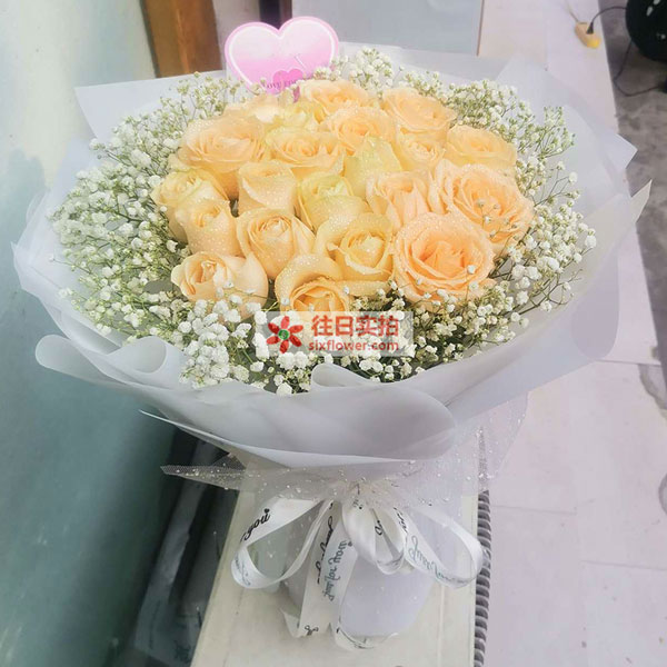 ���ϳ��������н���ǵ��ʻ�ʵ��ͼ