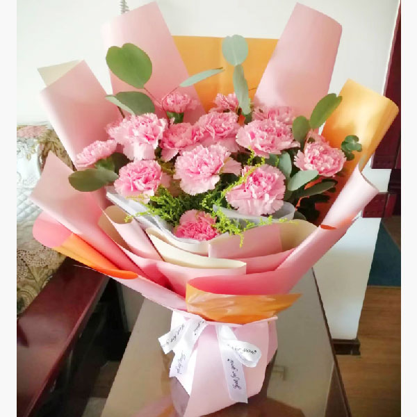 送银川市兴庆区文苑西巷凤凰花园-A区的鲜花实拍图