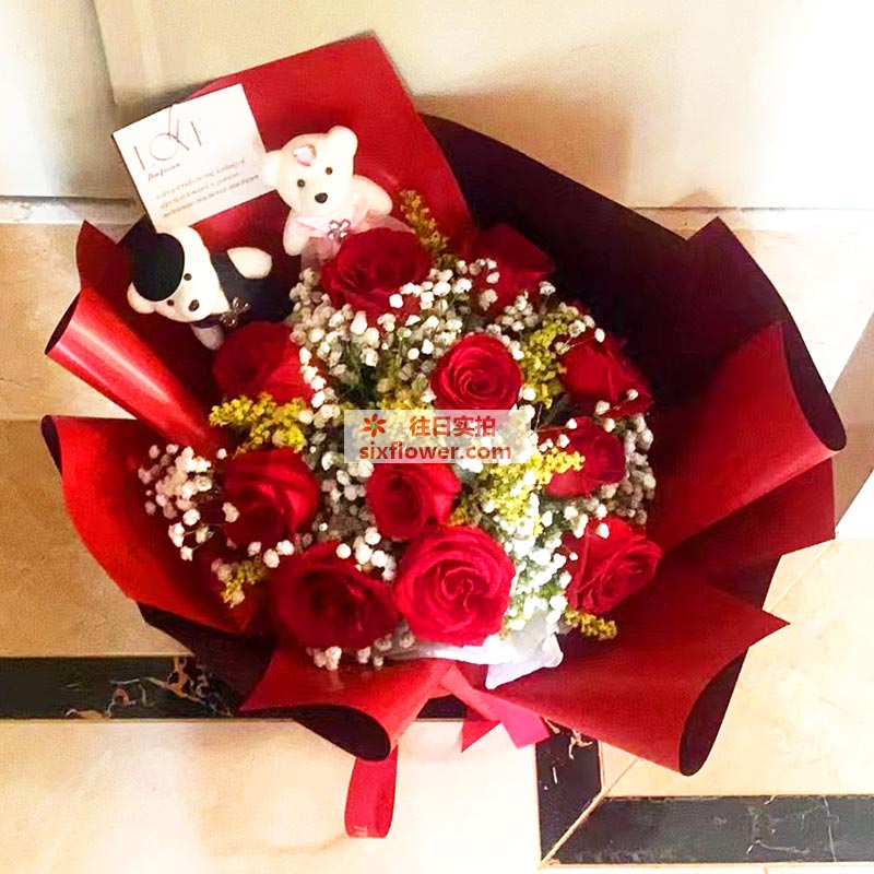 惠州惠阳区长通熙园附近花店送花实拍(11朵红玫瑰满天星，幸福只因有你)
