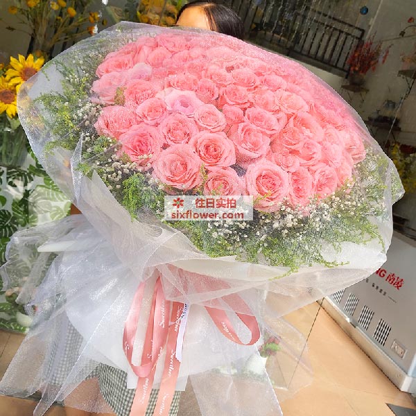 送广东省罗定市附城街道阳光美域的鲜花实拍图