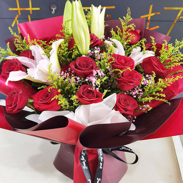 送锡林浩特金桥四楼的鲜花实拍图