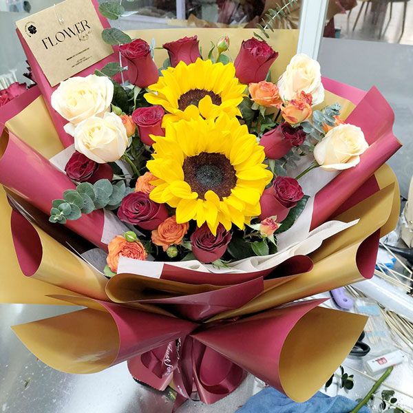 送四平铁西区公园北路地直街道春香豆腐坊的鲜花实拍图