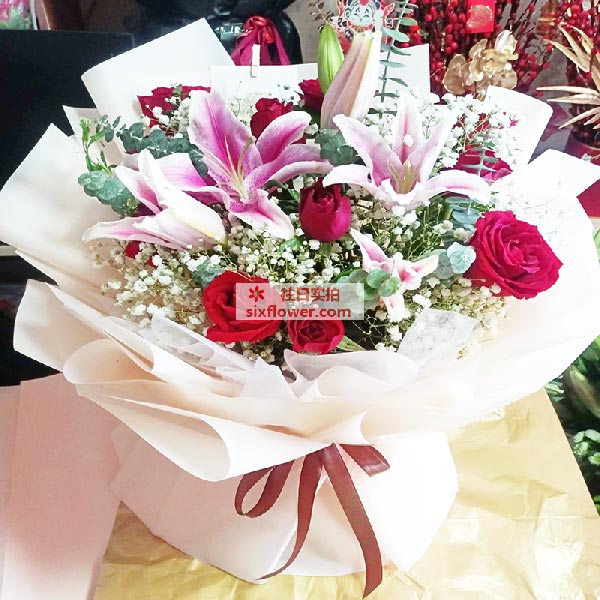 送朝阳万商国际B区二号楼的鲜花实拍图