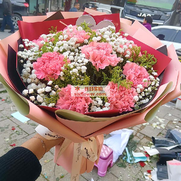 送武汉市江夏区佛祖岭街道流芳路的鲜花实拍图