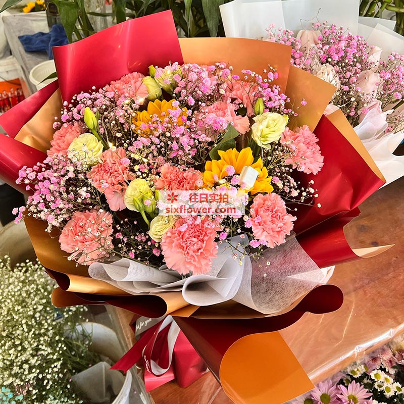 大连金州区力标城市首府附近花店送花实拍(11朵粉色康乃馨向日葵，您的关爱)