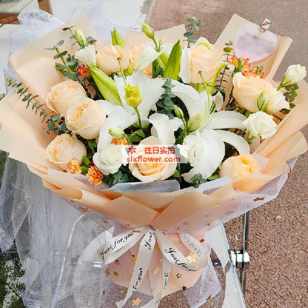 送华蓥市红星六路的鲜花实拍图